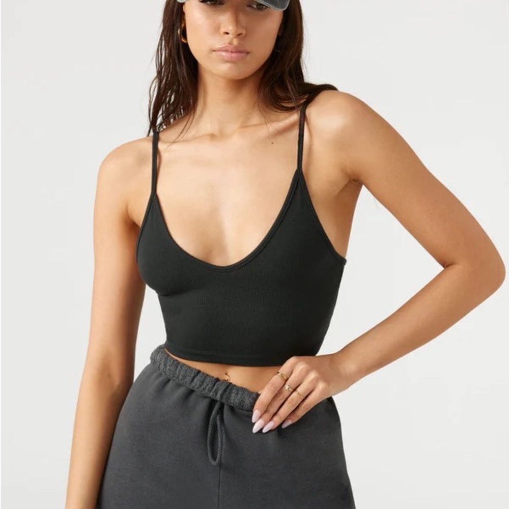 Joah brown strappy rib crop tank black xs/s